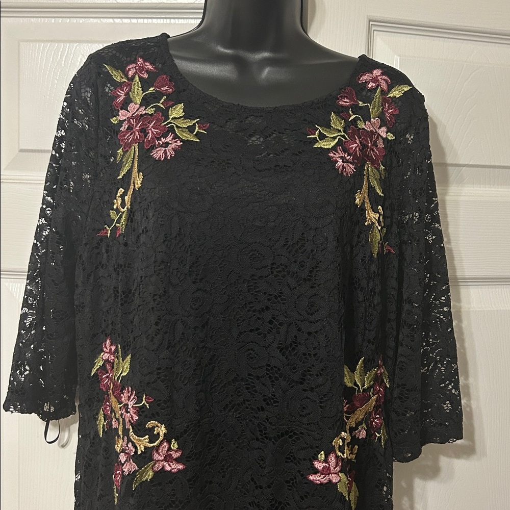 Thalia Sodi Black Satin Fabric - Picture 2 of 4